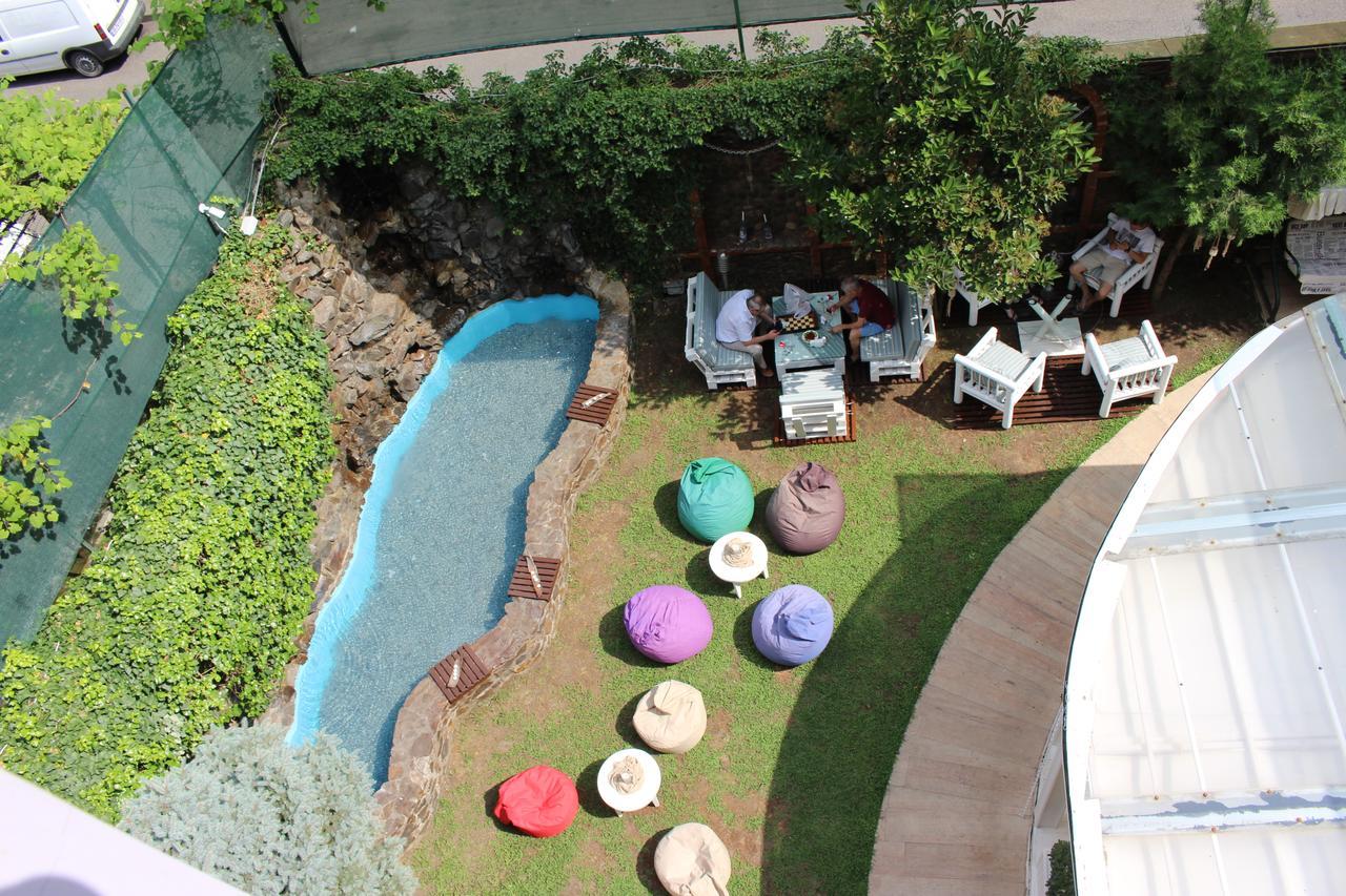 Adjara Boutique Hotel บาทูมิ ภายนอก รูปภาพ